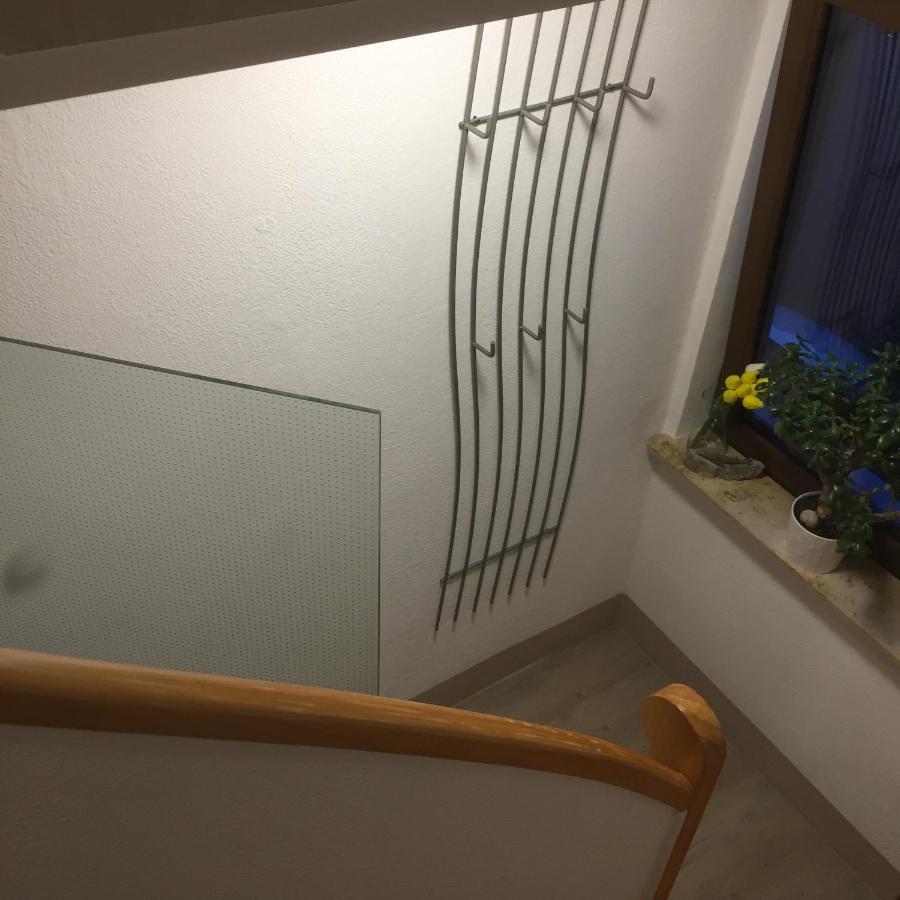 Unter Dem Dach Mit Parkplatz Apartment Bremen Ngoại thất bức ảnh