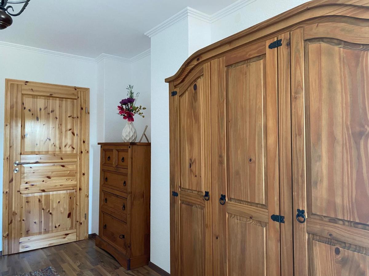 Unter Dem Dach Mit Parkplatz Apartment Bremen Ngoại thất bức ảnh