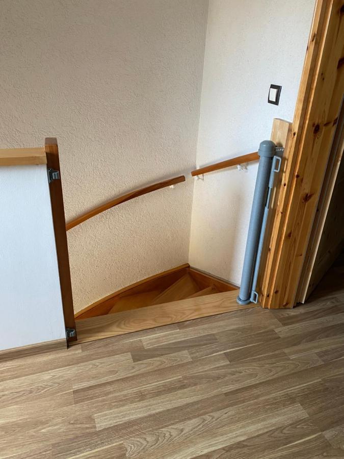 Unter Dem Dach Mit Parkplatz Apartment Bremen Ngoại thất bức ảnh